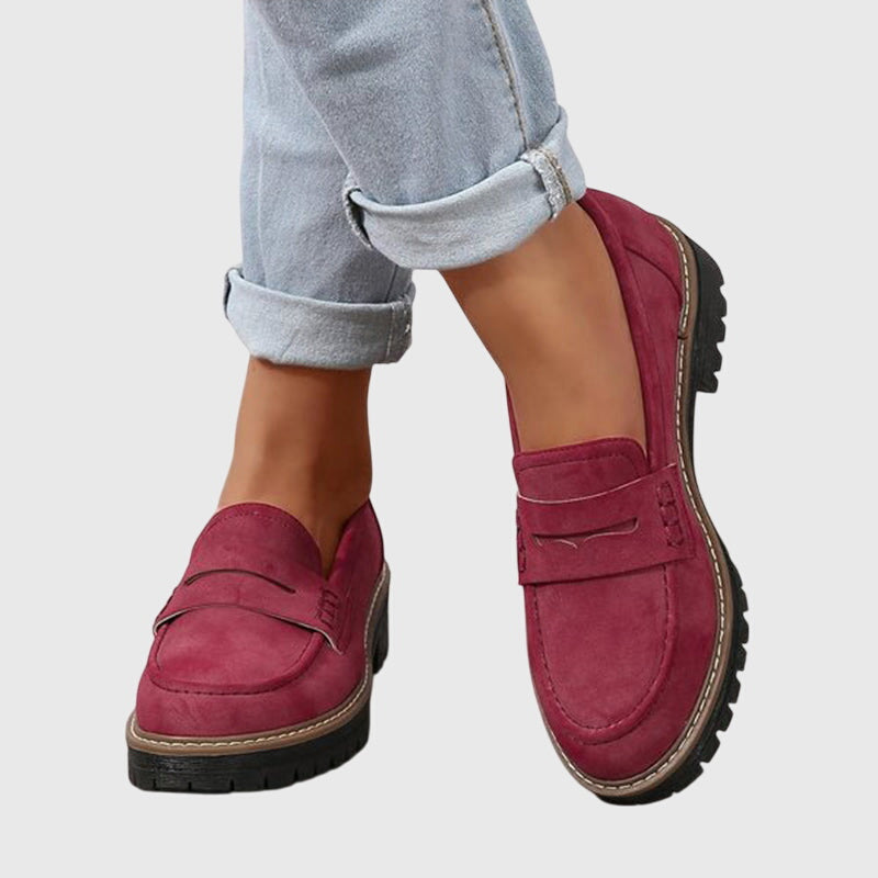 Destiny™ | Ponadczasowe zamszowe loafersy