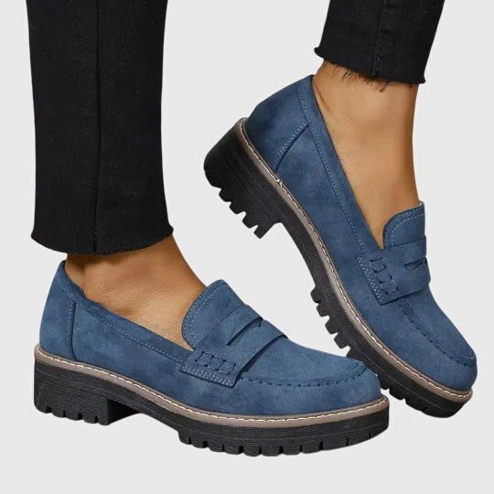 Destiny™ | Ponadczasowe zamszowe loafersy